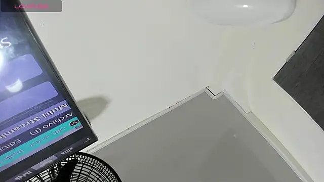 i am karoll online show from 11/11/25, 07:08