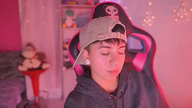 tommy blue online show from 03/21/26, 02:02