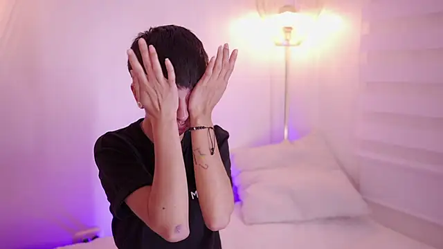 tommy blue online show from 02/02/26, 04:28