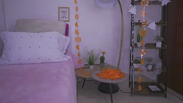 tommy blue online show from 10/22/25, 12:59