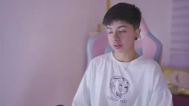 tommy blue online show from 12/03/25, 12:59