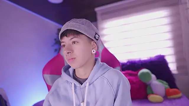 tommy blue online show from 02/21/26, 02:08