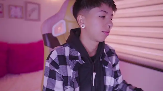 tommy blue online show from 02/19/26, 02:58