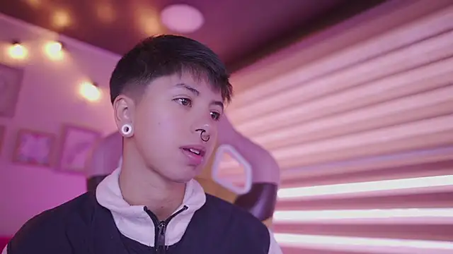 tommy blue online show from 02/23/26, 12:50