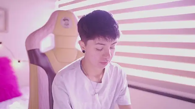 tommy blue online show from 03/02/26, 12:45