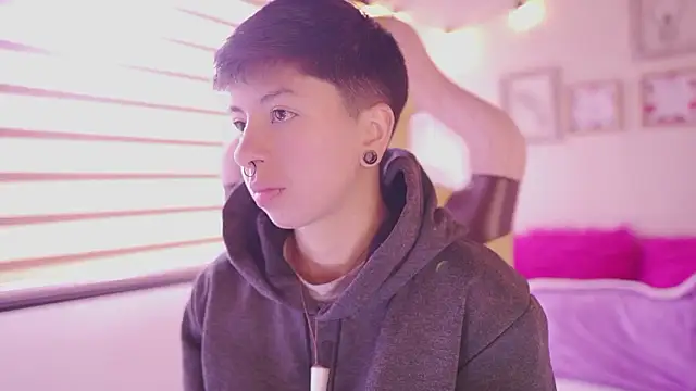 tommy blue online show from 03/03/26, 12:34