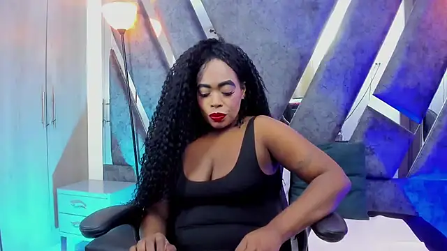 CandyMartinez  online show from 10/24/25, 07:02