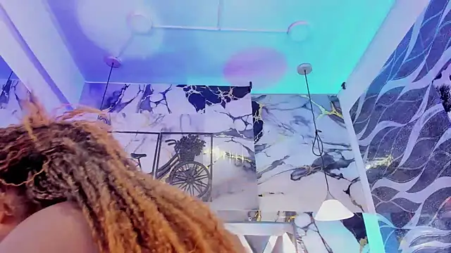 CandyMartinez  online show from 05/20/26, 08:39