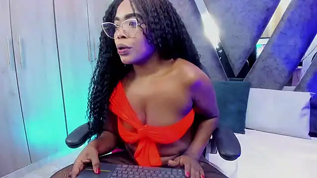 CandyMartinez  online show from 10/23/25, 06:28