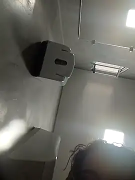 Snapshot of viviksmel chatting on 10/08/25, 04:29 viviksmel online show from 10/08/25, 04:29