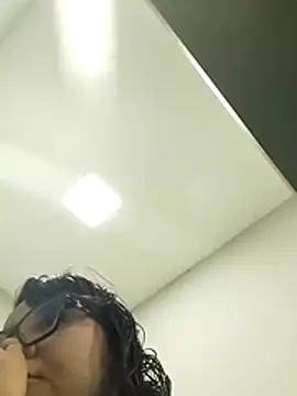 viviksmel online show from 12/04/25, 02:16