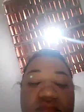 Snapshot of viviksmel chatting on 09/27/25, 01:28 viviksmel online show from 09/27/25, 01:28