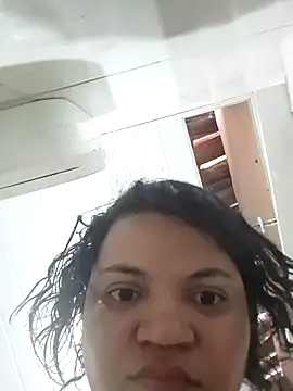 Snapshot of viviksmel chatting on 09/13/25, 04:18 viviksmel online show from 09/13/25, 04:18