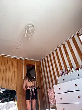 Snapshot of floooohv chatting on 02/06/26, 09:33 floooohv online show from 02/06/26, 09:33