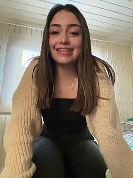 Snapshot of floooohv chatting on 11/15/25, 10:47 floooohv online show from 11/15/25, 10:47