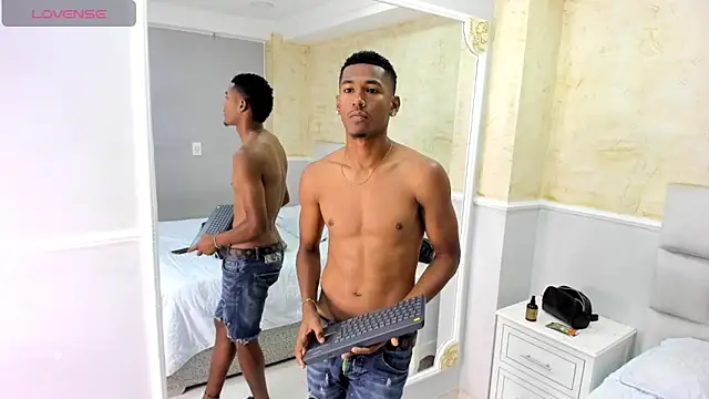 Snapshot of LexiAndDeker chatting on 09/09/25, 04:05 LexiAndDeker online show from 09/09/25, 04:05