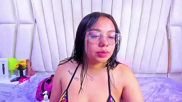  Violeta 18 online show from 11/07/25, 02:49