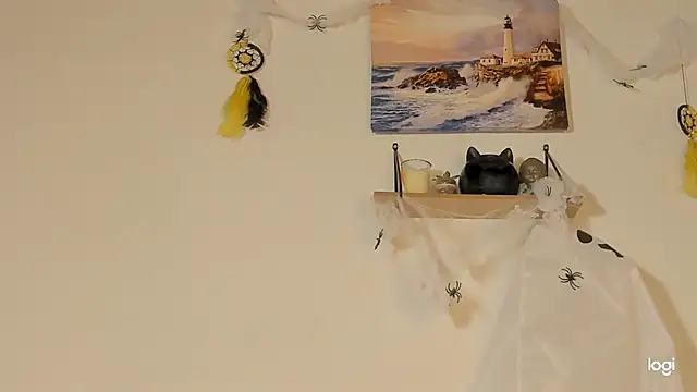 Snapshot of Aprillebony chatting on 10/15/25, 07:11 Aprillebony online show from 10/15/25, 07:11