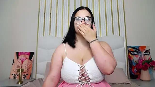 Eliss Shyyo online show from 09/25/25, 04:40