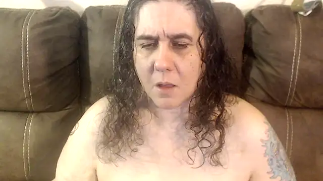 Dreaming Of Blue online show from 02/08/26, 09:23