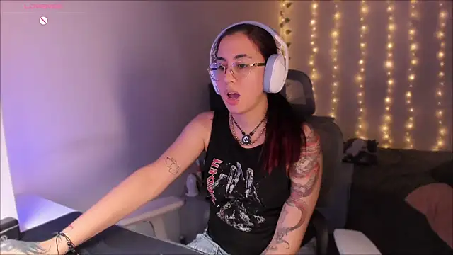 Snapshot of Camil_Lee chatting on 11/08/25, 03:10 Camil Lee online show from 11/08/25, 03:10