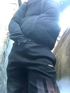 Snapshot of Donnydon79 chatting on 09/16/25, 04:19 Donnydon79 online show from 09/16/25, 04:19