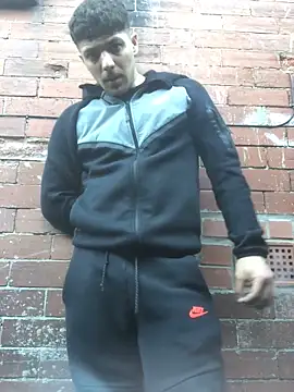 Snapshot of Donnydon79 chatting on 09/08/25, 05:56 Donnydon79 online show from 09/08/25, 05:56