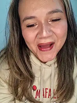 mandy-moore online show from 03/28/26, 03:29