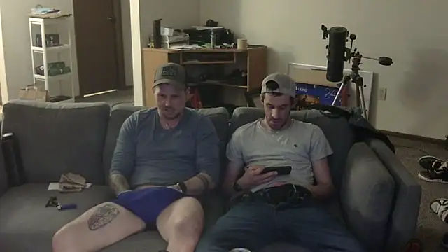 weknowourworth6999 online show from 05/09/26, 03:43