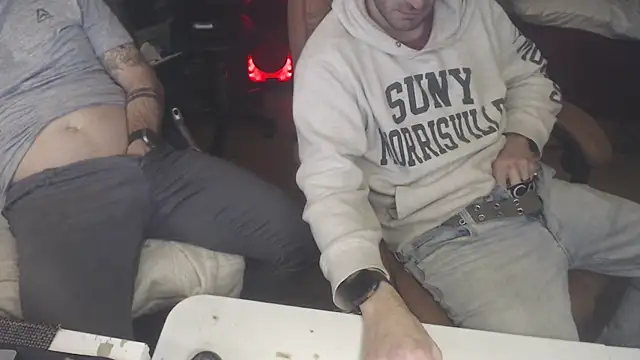 weknowourworth6999 online show from 10/26/25, 09:59