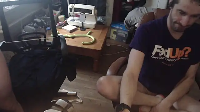 weknowourworth6999 online show from 04/30/26, 04:58
