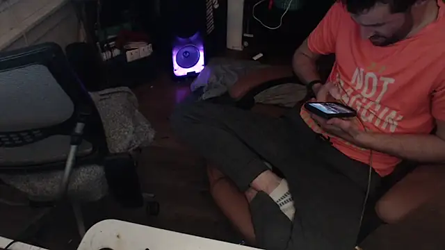 weknowourworth6999 online show from 11/11/25, 09:31