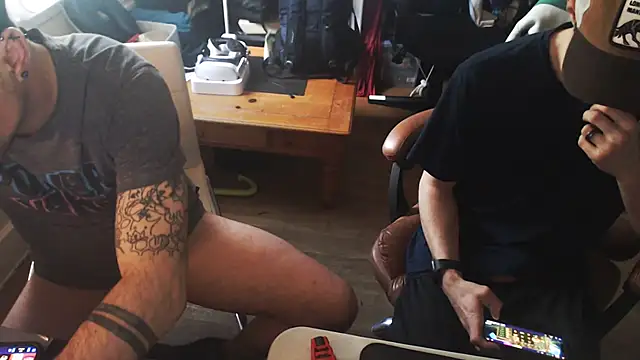 weknowourworth6999 online show from 05/07/26, 02:53