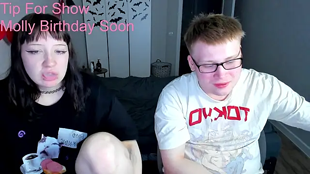 JayMollyy online show from 05/25/26, 06:17
