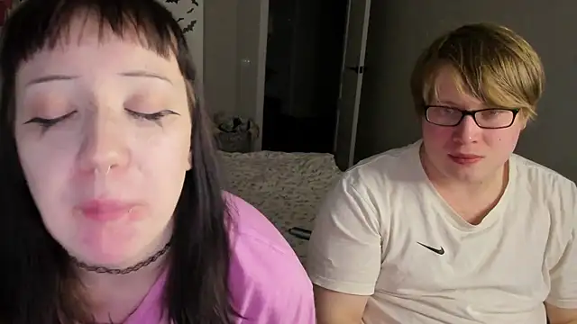 JayMollyy online show from 05/04/26, 05:49