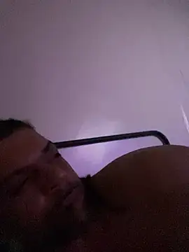 Snapshot of Nitobooy77 chatting on 04/16/26, 06:36 Nitobooy77 online show from 04/16/26, 06:36