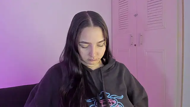 Celestte online show from 10/05/25, 02:35