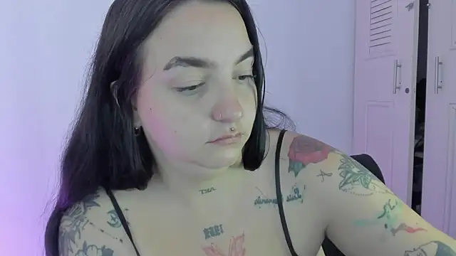 Celestte online show from 10/05/25, 04:31