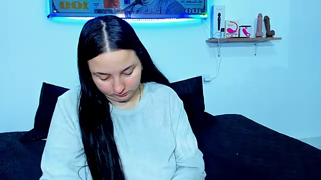 Celestte online show from 03/20/25, 10:43