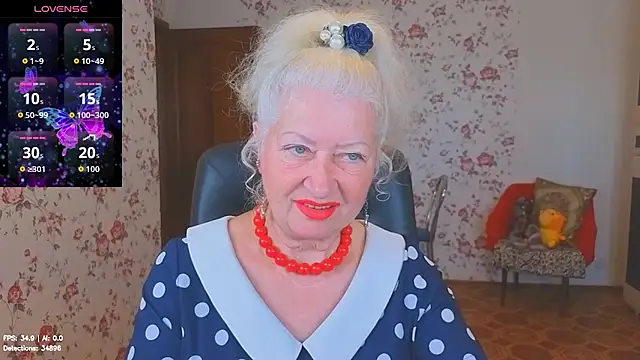 Snapshot of Maya_Mayflower chatting on 06/30/26, 03:17 Maya Mayflower online show from 06/30/26, 03:17