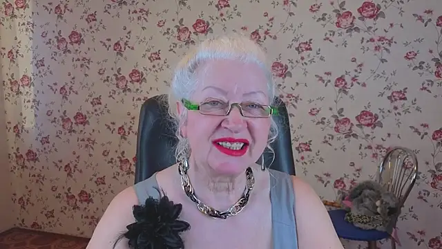 Snapshot of Maya_Mayflower chatting on 03/28/26, 03:18 Maya Mayflower online show from 03/28/26, 03:18