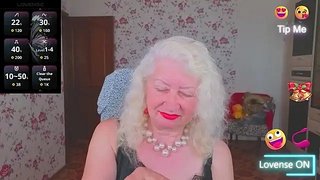 Snapshot of Maya_Mayflower chatting on 06/09/26, 03:29 Maya Mayflower online show from 06/09/26, 03:29