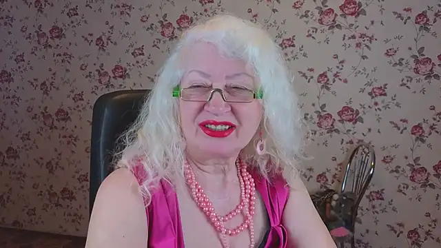 Snapshot of Maya_Mayflower chatting on 03/26/26, 03:16 Maya Mayflower online show from 03/26/26, 03:16
