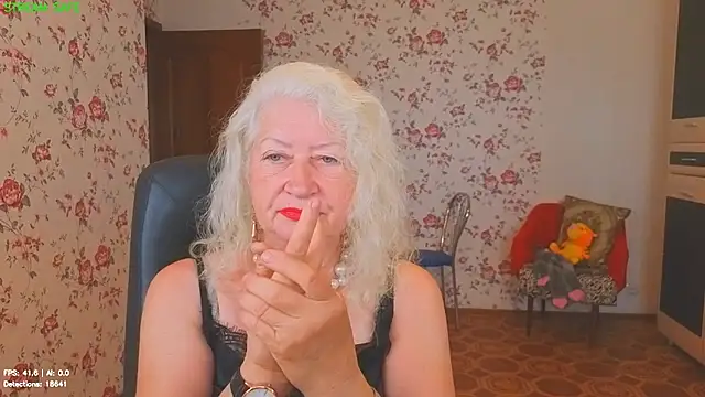 Snapshot of Maya_Mayflower chatting on 06/25/26, 03:26 Maya Mayflower online show from 06/25/26, 03:26