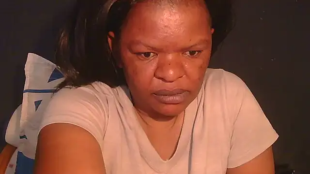Snapshot of ebony_rose11 chatting on 07/04/26, 08:10 ebony rose11 online show from 07/04/26, 08:10