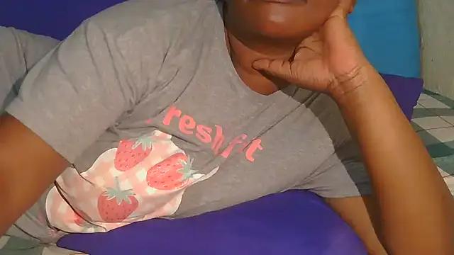 Snapshot of ebony_rose11 chatting on 03/16/26, 08:11 ebony rose11 online show from 03/16/26, 08:11