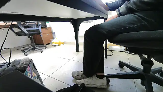 GM51-1988 online show from 09/25/25, 03:40