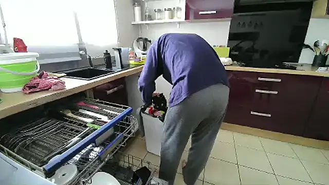 GM51-1988 online show from 10/19/25, 08:28