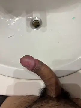 Snapshot of Runstat chatting on 11/26/25, 12:54 Runstat online show from 11/26/25, 12:54