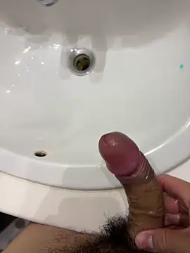 Snapshot of Runstat chatting on 02/26/26, 12:43 Runstat online show from 02/26/26, 12:43